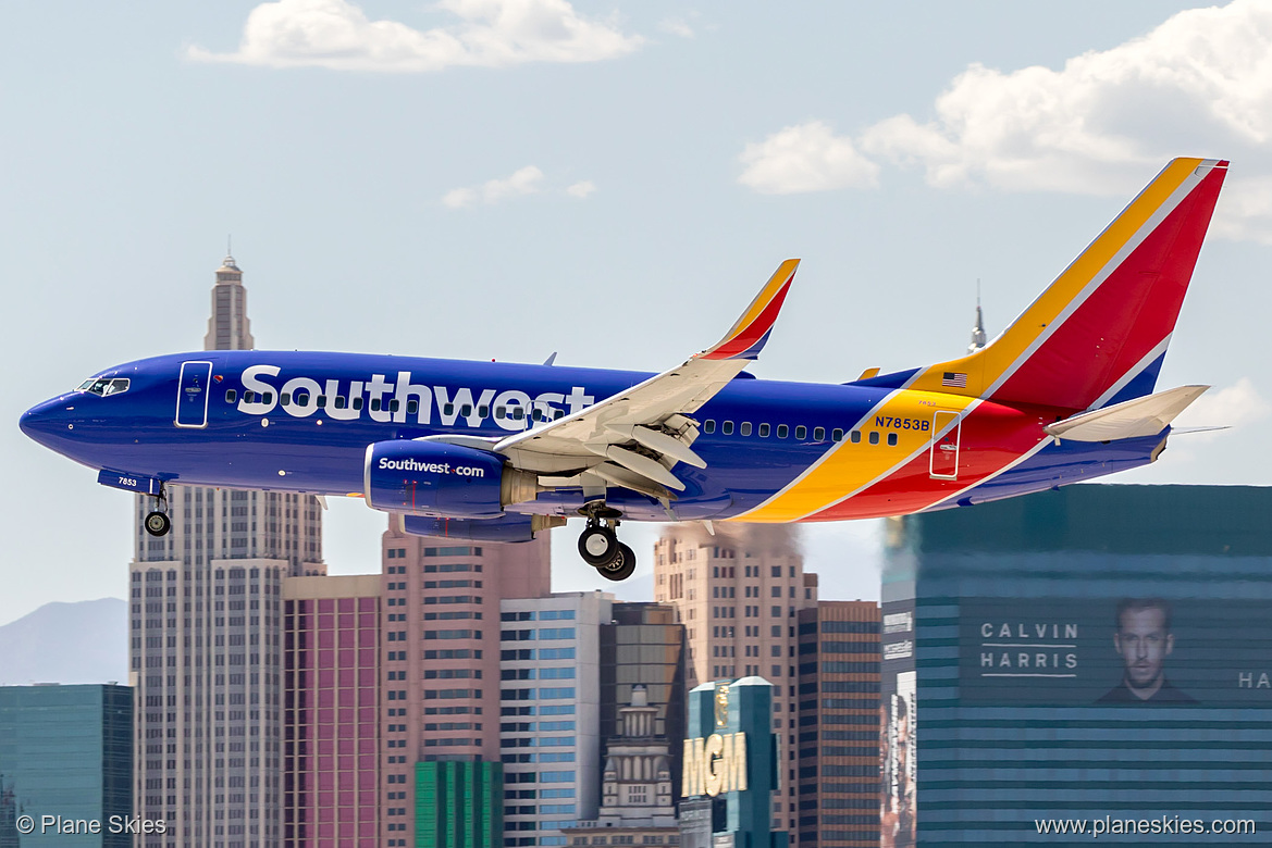 Southwest Airlines Boeing 737-700 N7853B at McCarran International Airport (KLAS/LAS) Southwest Airlines Boeing 737-700 N7853B at McCarran International Airport (KLAS/LAS)