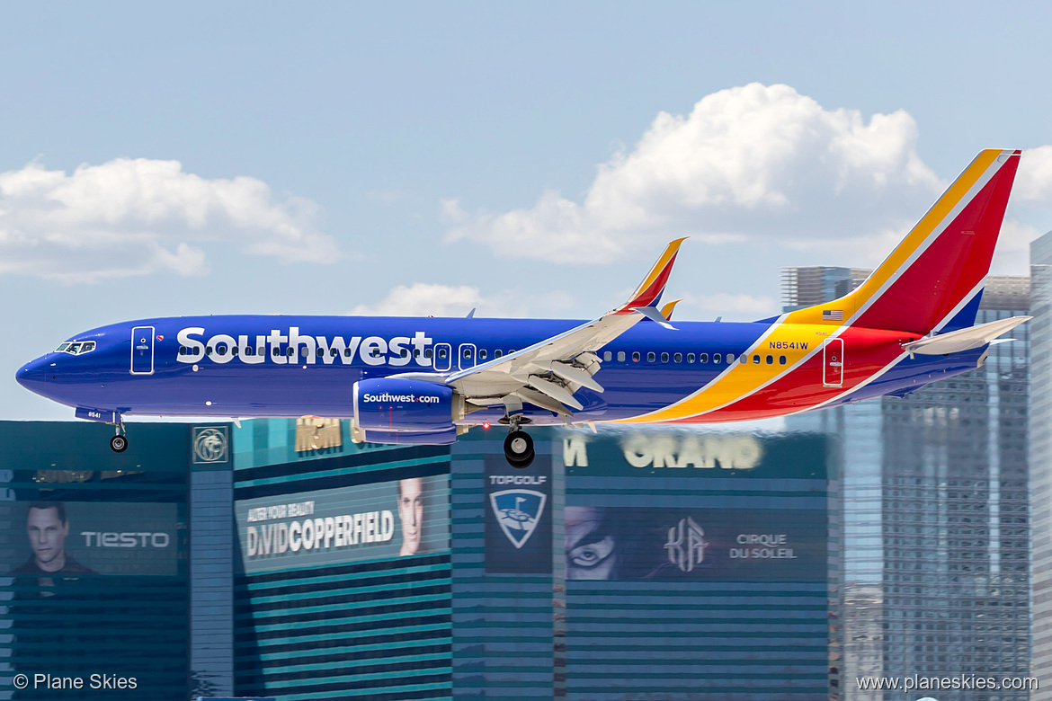 Southwest Airlines Boeing 737-800 N8541W at McCarran International Airport (KLAS/LAS)