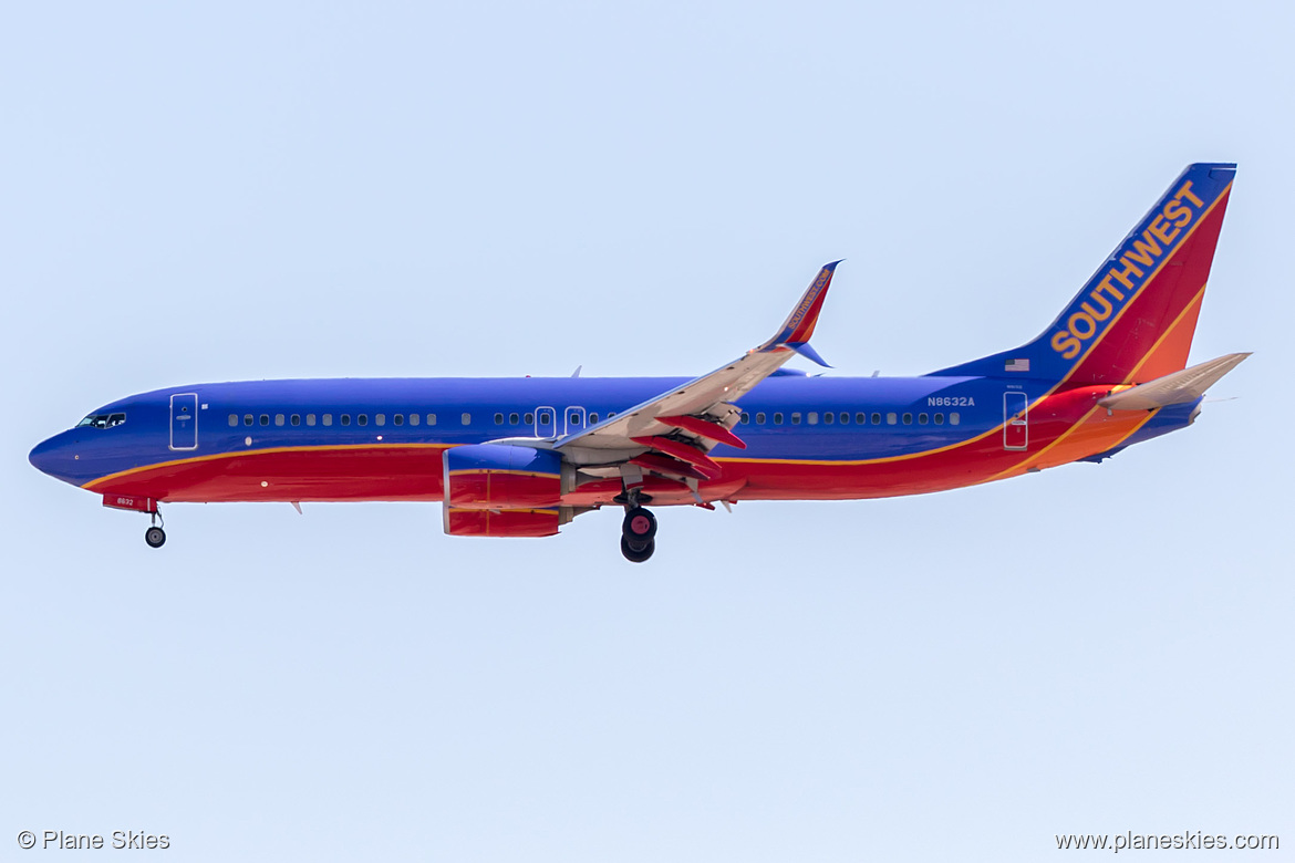 Southwest Airlines Boeing 737-800 N8632A at McCarran International Airport (KLAS/LAS)