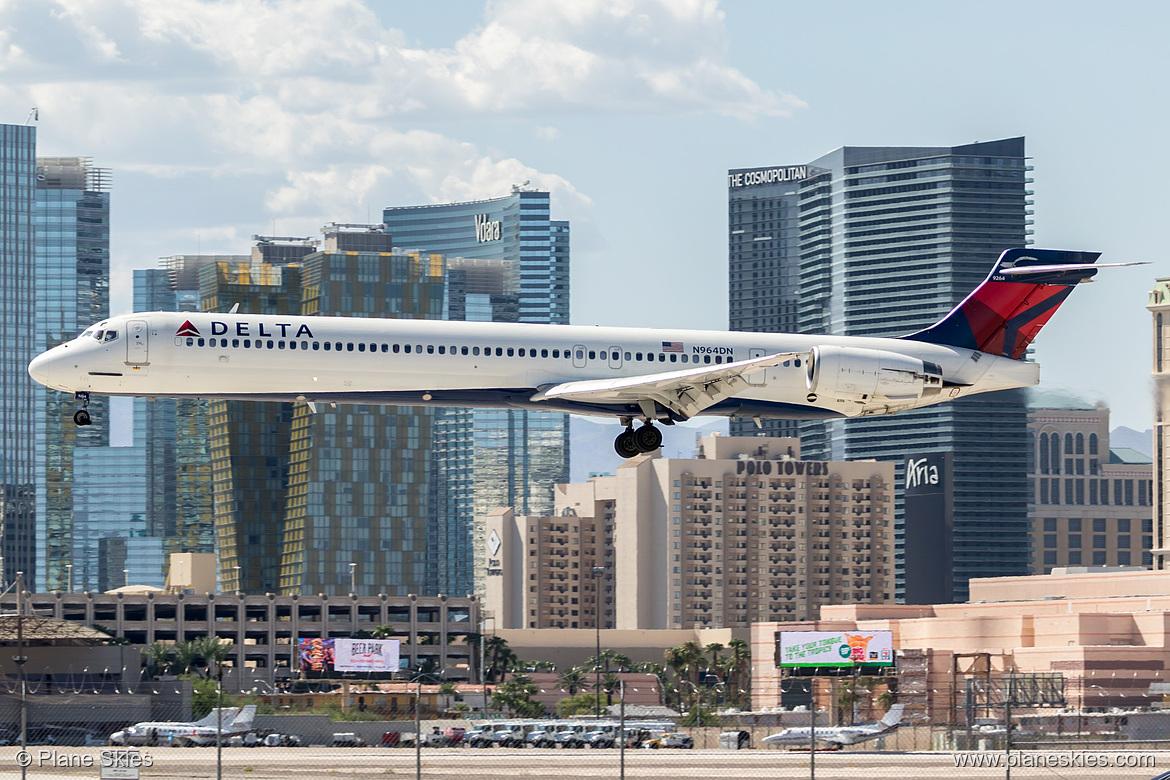 Delta Air Lines McDonnell Douglas MD-90-30 N964DN at McCarran International Airport (KLAS/LAS) Delta Air Lines McDonnell Douglas MD-90-30 N964DN at McCarran International Airport (KLAS/LAS)