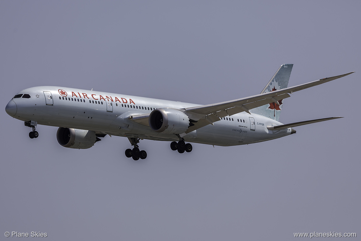 Air Canada Boeing 787-9 C-FPQB at Los Angeles International Airport (KLAX/LAX)