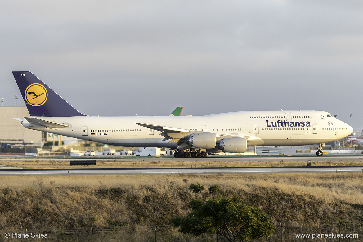 Lufthansa Boeing 747-8i D-ABYN at Los Angeles International Airport (KLAX/LAX) Lufthansa Boeing 747-8i D-ABYN at Los Angeles International Airport (KLAX/LAX)