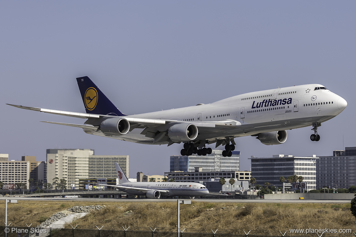 Lufthansa Boeing 747-8i D-ABYN at Los Angeles International Airport (KLAX/LAX) Lufthansa Boeing 747-8i D-ABYN at Los Angeles International Airport (KLAX/LAX)