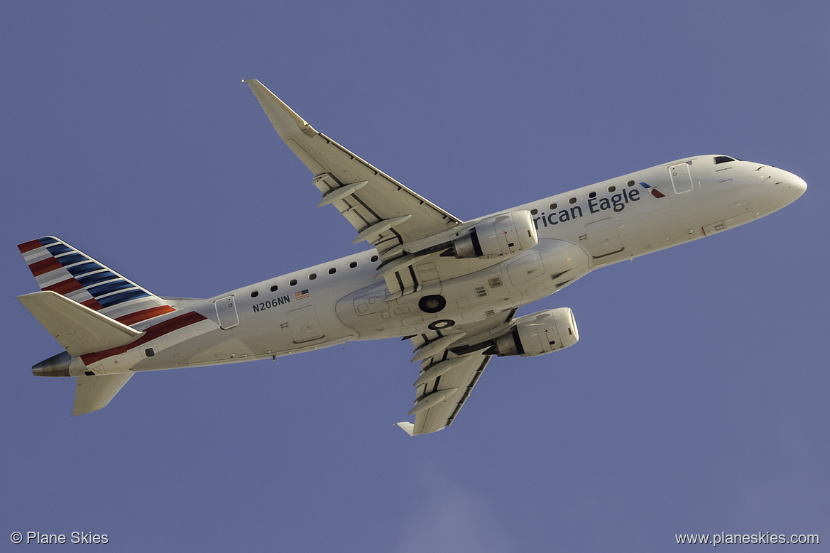 Compass Airlines Embraer ERJ-175 N206NN at Los Angeles International Airport (KLAX/LAX) Compass Airlines Embraer ERJ-175 N206NN at Los Angeles International Airport (KLAX/LAX)