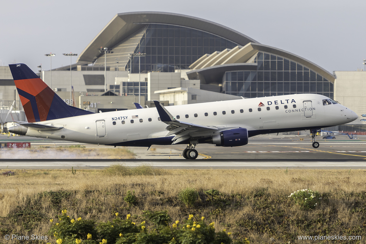 SkyWest Airlines Embraer ERJ-175 N247SY at Los Angeles International Airport (KLAX/LAX) SkyWest Airlines Embraer ERJ-175 N247SY at Los Angeles International Airport (KLAX/LAX)