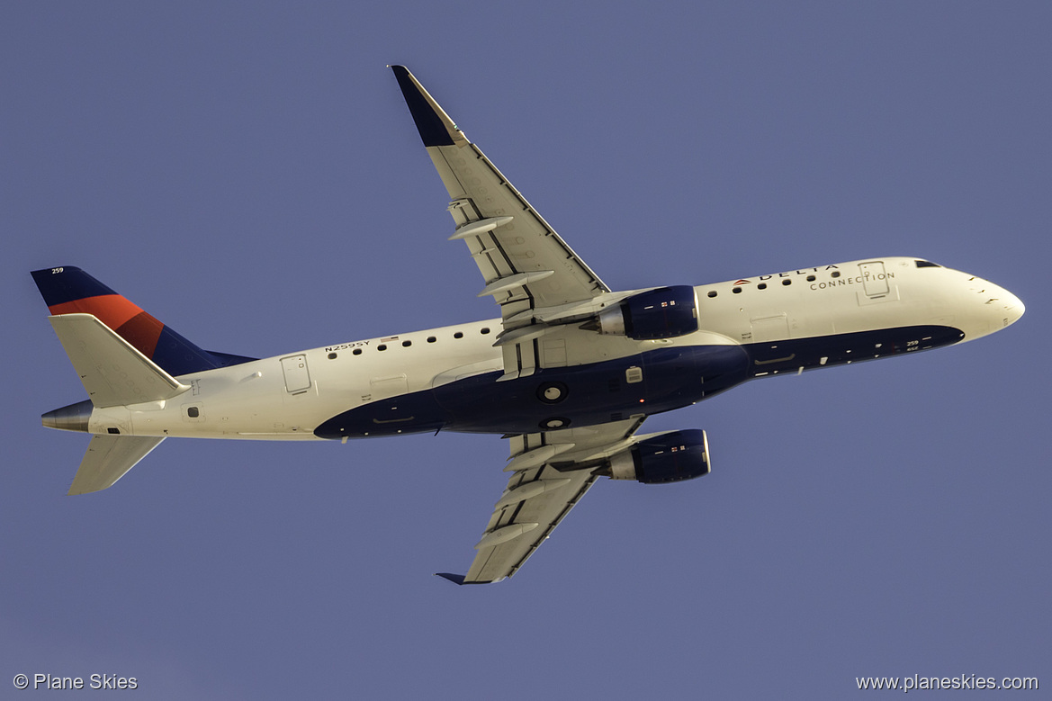 SkyWest Airlines Embraer ERJ-175 N259SY at Los Angeles International Airport (KLAX/LAX) SkyWest Airlines Embraer ERJ-175 N259SY at Los Angeles International Airport (KLAX/LAX)
