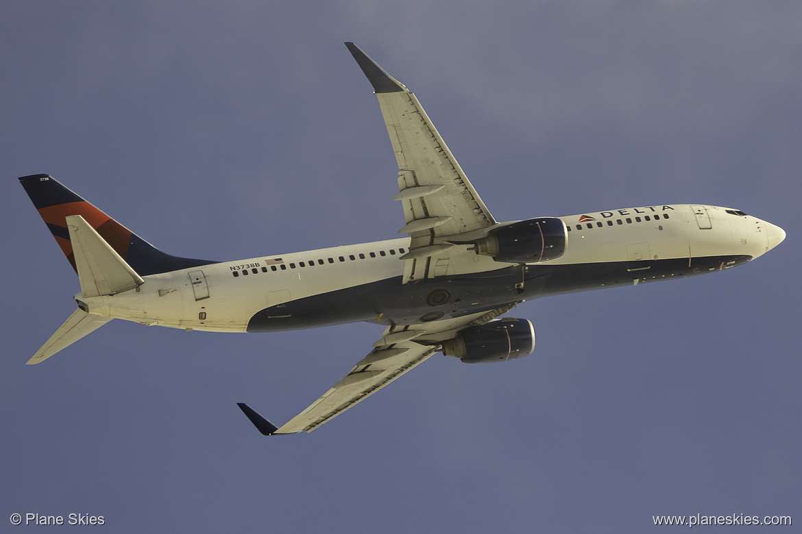 Delta Air Lines Boeing 737-800 N3738B at Los Angeles International Airport (KLAX/LAX) Delta Air Lines Boeing 737-800 N3738B at Los Angeles International Airport (KLAX/LAX)