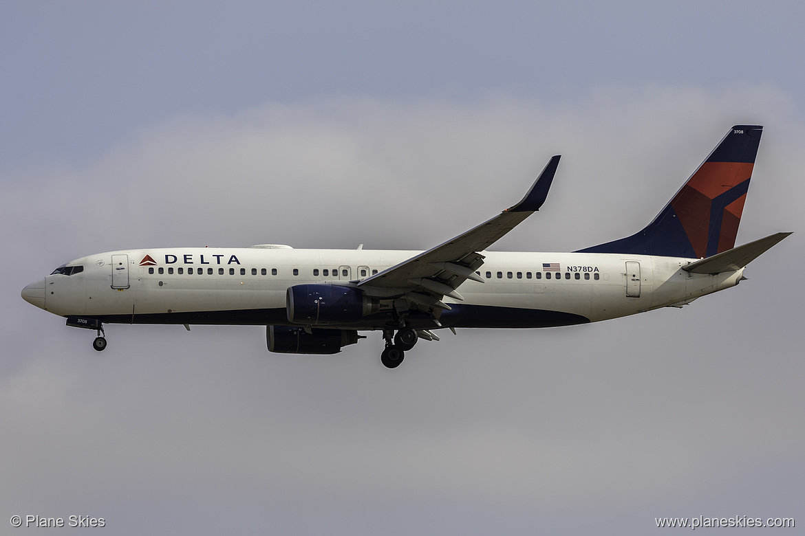 Delta Air Lines Boeing 737-800 N378DA at Los Angeles International Airport (KLAX/LAX) Delta Air Lines Boeing 737-800 N378DA at Los Angeles International Airport (KLAX/LAX)