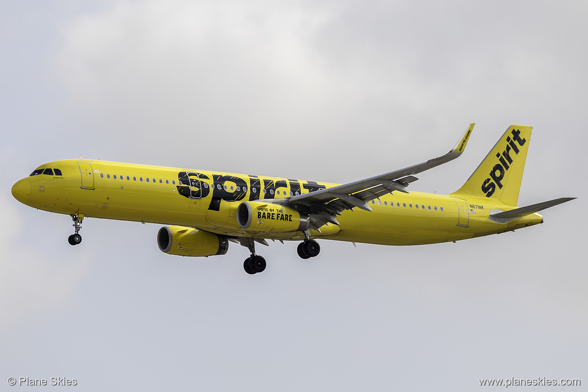 Spirit Airlines Airbus A321-200 N671NK at Los Angeles International Airport (KLAX/LAX) Spirit Airlines Airbus A321-200 N671NK at Los Angeles International Airport (KLAX/LAX)