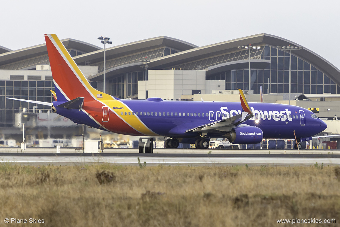 Southwest Airlines Boeing 737-800 N8501V at Los Angeles International Airport (KLAX/LAX)