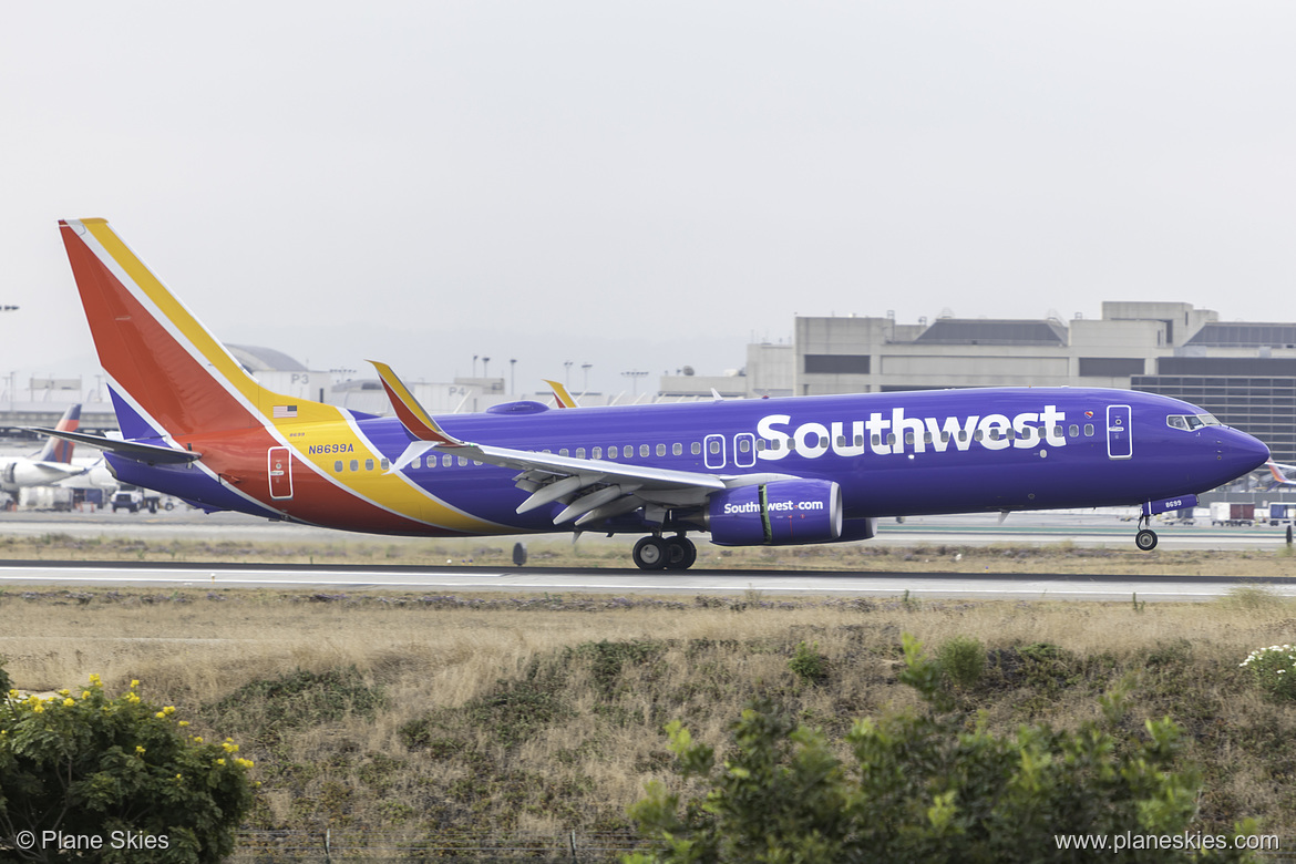 Southwest Airlines Boeing 737-800 N8699A at Los Angeles International Airport (KLAX/LAX) Southwest Airlines Boeing 737-800 N8699A at Los Angeles International Airport (KLAX/LAX)