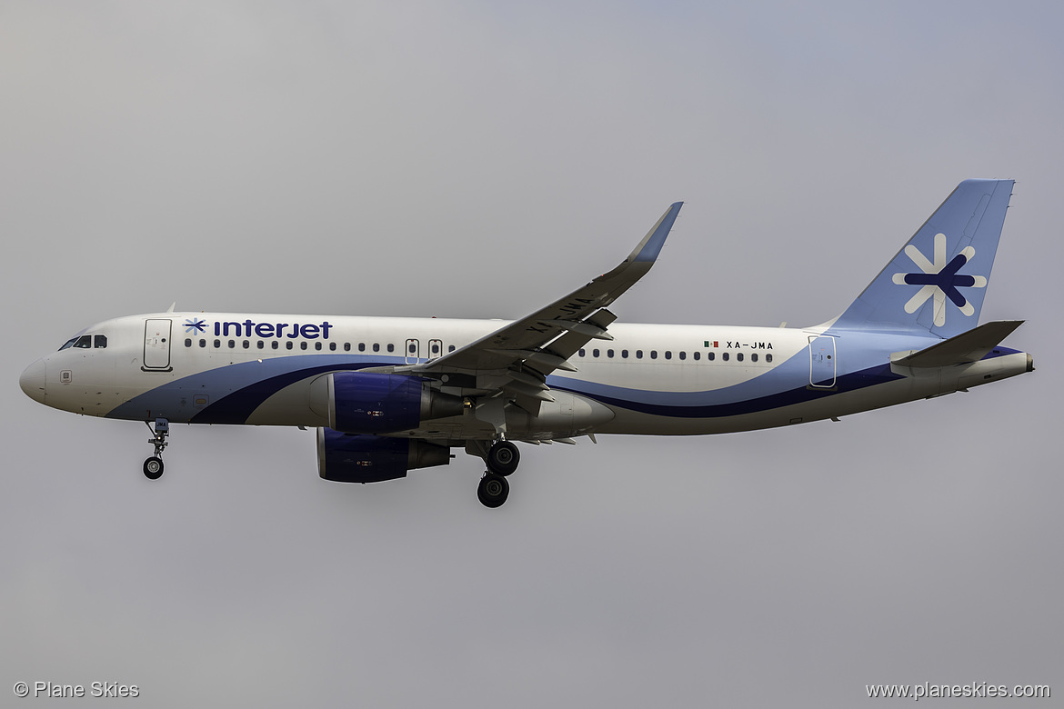 Interjet Airbus A320-200 XA-JMA at Los Angeles International Airport (KLAX/LAX) Interjet Airbus A320-200 XA-JMA at Los Angeles International Airport (KLAX/LAX)