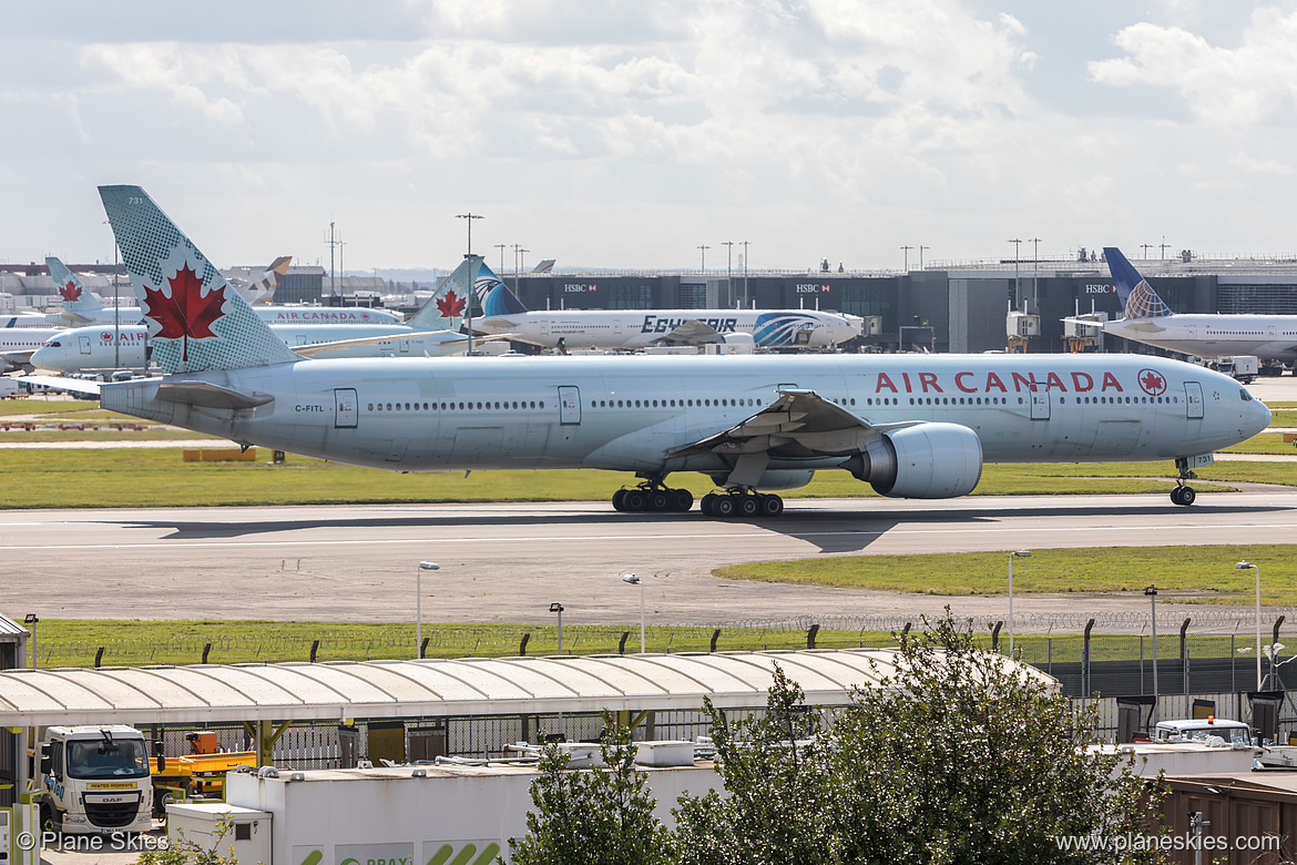 Air Canada Boeing 777-300ER C-FITL at London Heathrow Airport (EGLL/LHR)