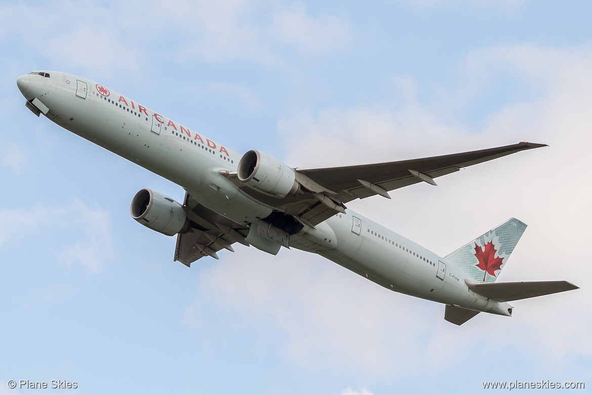 Air Canada Boeing 777-300ER C-FIVM at London Heathrow Airport (EGLL/LHR)