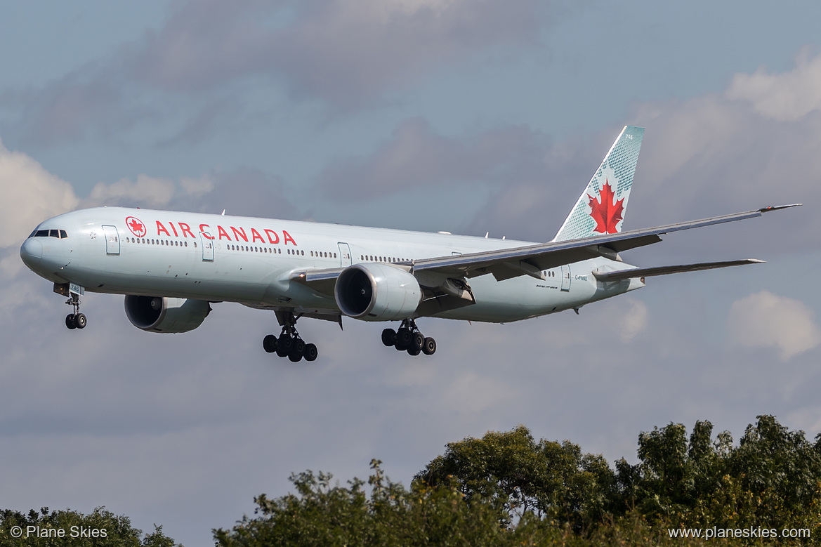 Air Canada Boeing 777-300ER C-FNNU at London Heathrow Airport (EGLL/LHR)