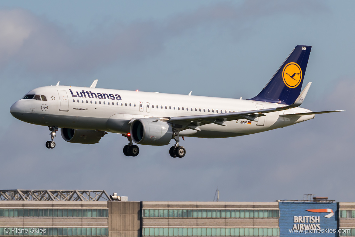 Lufthansa Airbus A320neo D-AINH at London Heathrow Airport (EGLL/LHR)