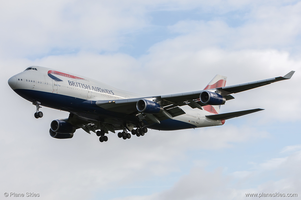 British Airways Boeing 747-400 G-BYGC at London Heathrow Airport (EGLL/LHR) British Airways Boeing 747-400 G-BYGC at London Heathrow Airport (EGLL/LHR)
