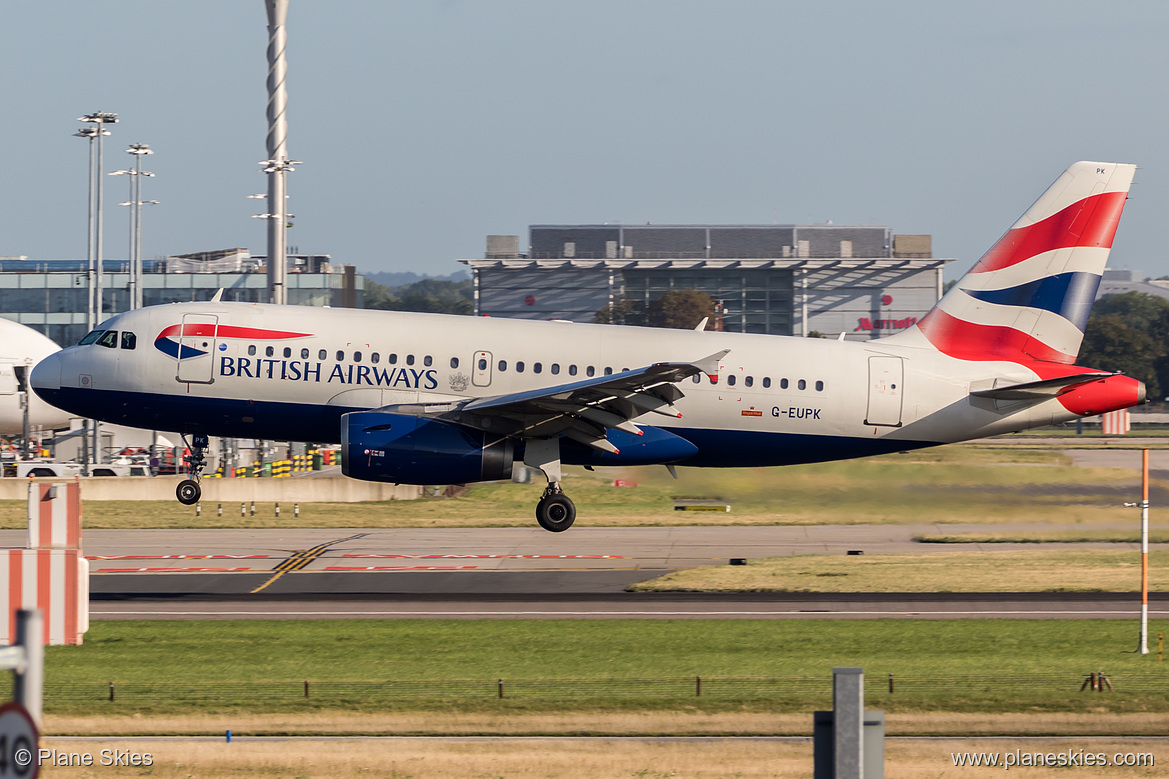 British Airways Airbus A319-100 G-EUPK at London Heathrow Airport (EGLL/LHR) British Airways Airbus A319-100 G-EUPK at London Heathrow Airport (EGLL/LHR)