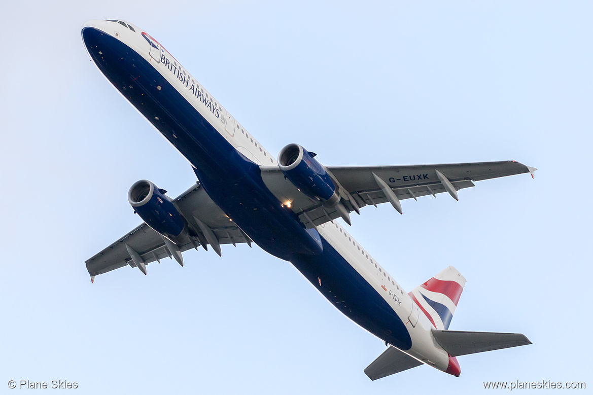 British Airways Airbus A321-200 G-EUXK at London Heathrow Airport (EGLL/LHR) British Airways Airbus A321-200 G-EUXK at London Heathrow Airport (EGLL/LHR)