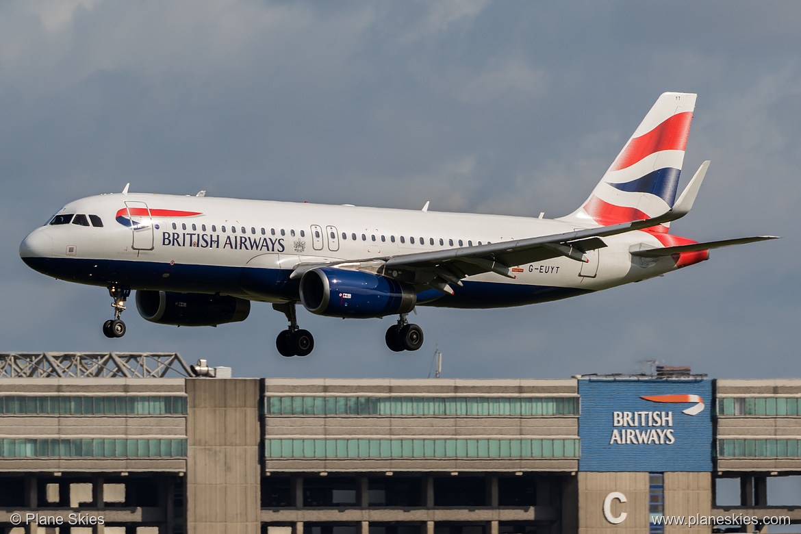 British Airways Airbus A320-200 G-EUYT at London Heathrow Airport (EGLL/LHR) British Airways Airbus A320-200 G-EUYT at London Heathrow Airport (EGLL/LHR)