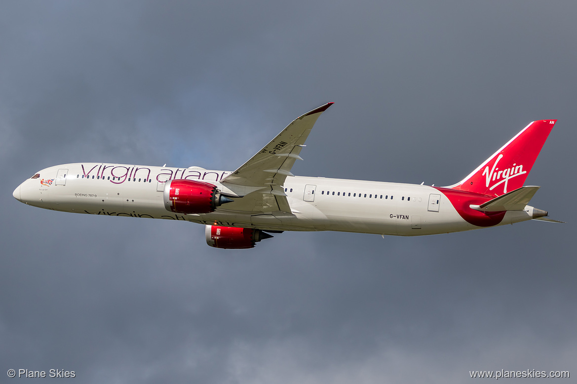 Virgin Atlantic Boeing 787-9 G-VFAN at London Heathrow Airport (EGLL/LHR)