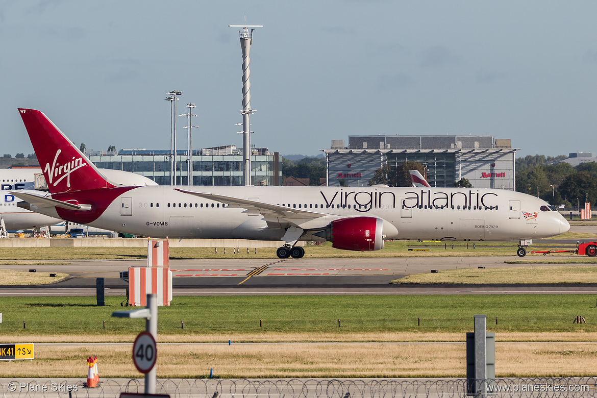 Virgin Atlantic Boeing 787-9 G-VOWS at London Heathrow Airport (EGLL/LHR)
