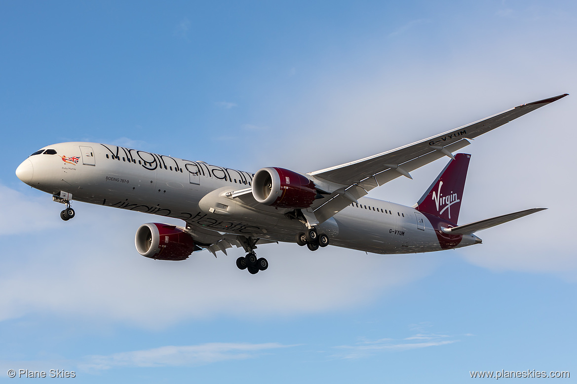 Virgin Atlantic Boeing 787-9 G-VYUM at London Heathrow Airport (EGLL/LHR)