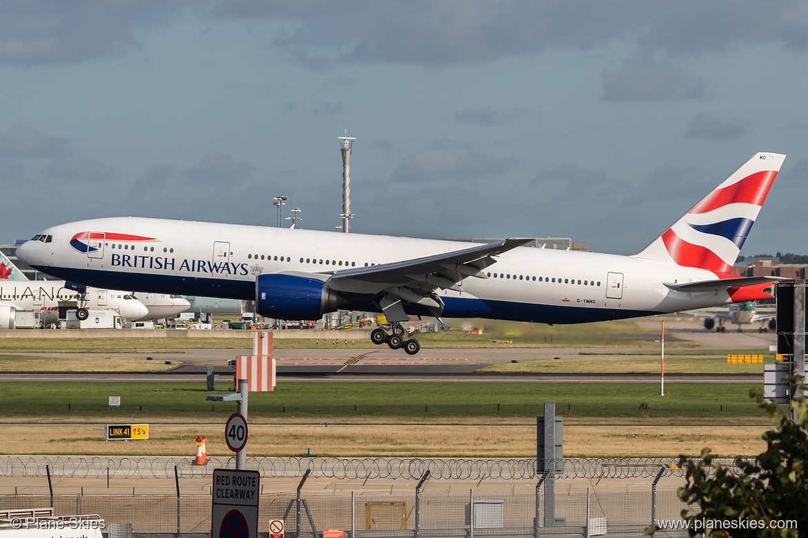 British Airways Boeing 777-200ER G-YMMO at London Heathrow Airport (EGLL/LHR) British Airways Boeing 777-200ER G-YMMO at London Heathrow Airport (EGLL/LHR)