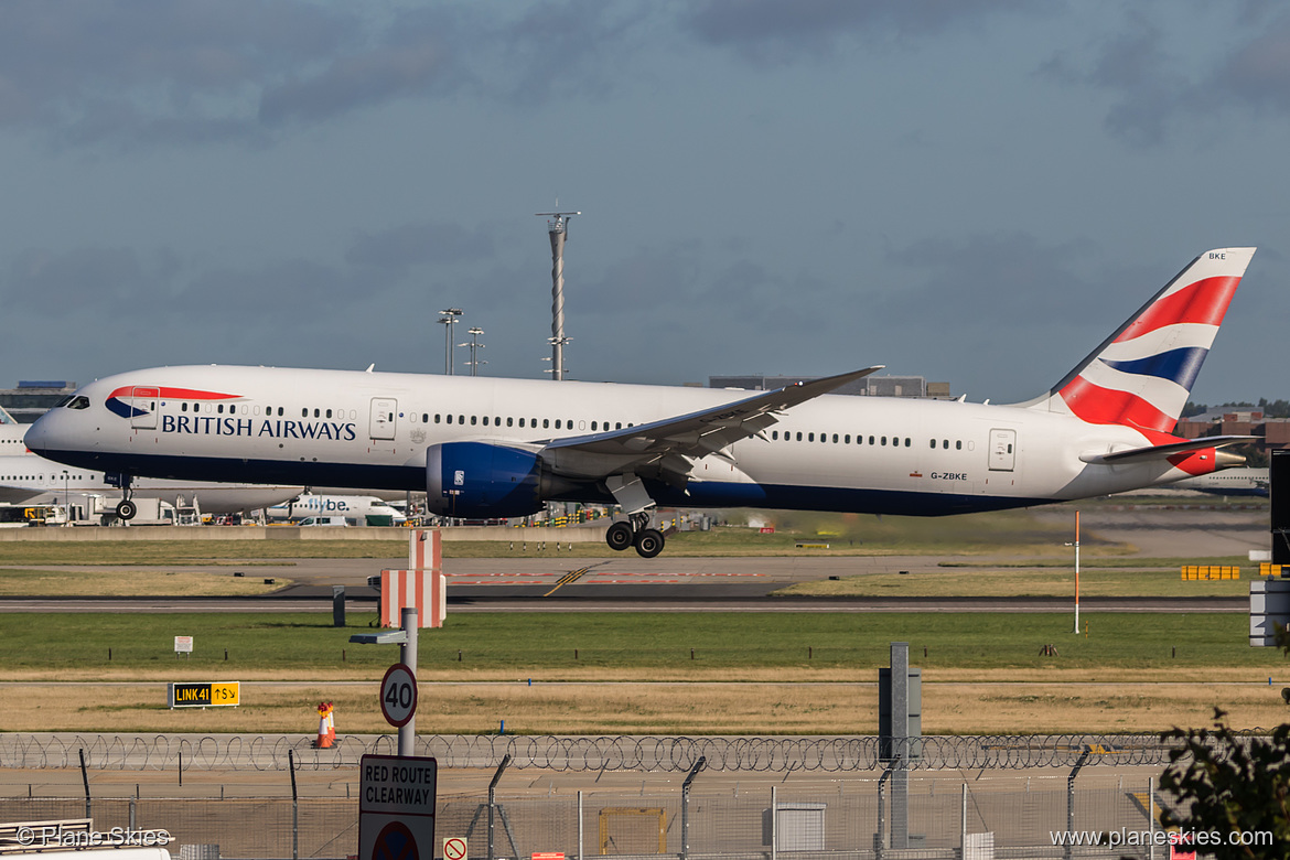 British Airways Boeing 787-9 G-ZBKE at London Heathrow Airport (EGLL/LHR) British Airways Boeing 787-9 G-ZBKE at London Heathrow Airport (EGLL/LHR)