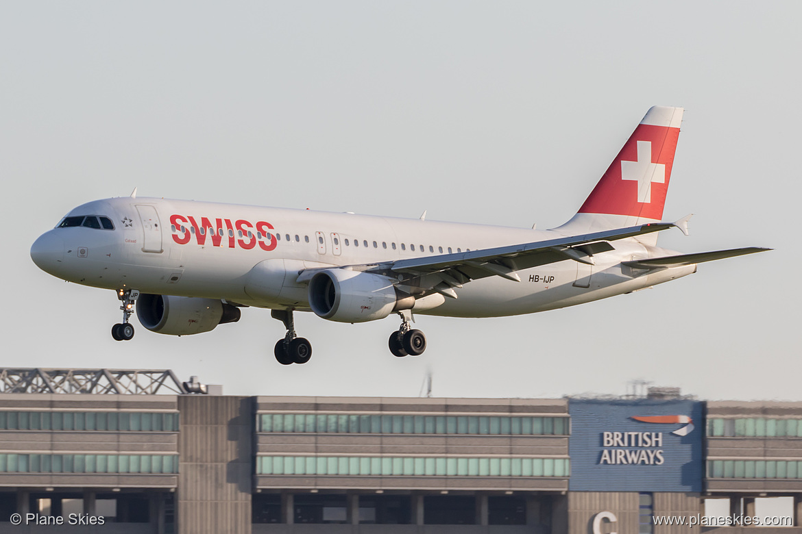 Swiss International Air Lines Airbus A320-200 HB-IJP at London Heathrow Airport (EGLL/LHR)