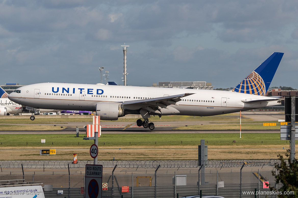 United Airlines Boeing 777-200ER N78001 at London Heathrow Airport (EGLL/LHR) United Airlines Boeing 777-200ER N78001 at London Heathrow Airport (EGLL/LHR)