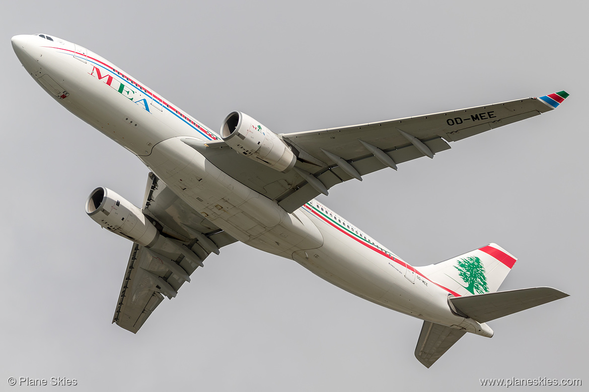 Middle East Airlines Airbus A330-200 OD-MEE at London Heathrow Airport (EGLL/LHR) Middle East Airlines Airbus A330-200 OD-MEE at London Heathrow Airport (EGLL/LHR)