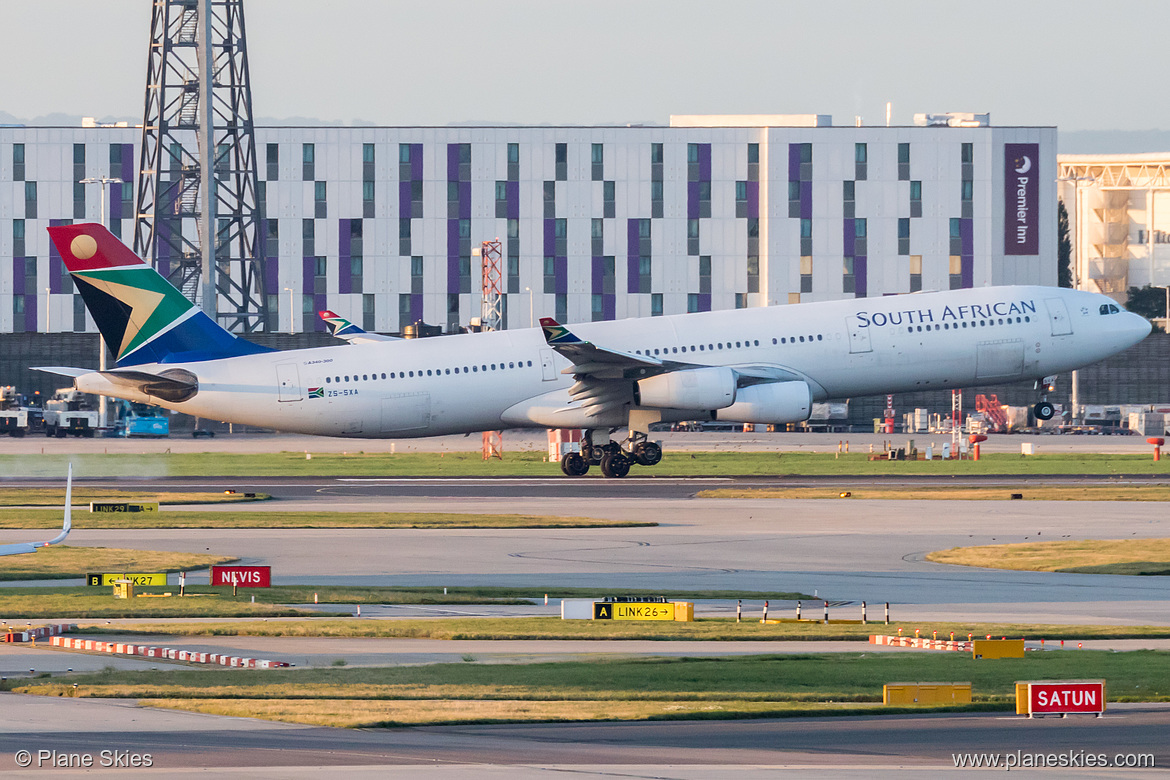 South African Airways Airbus A340-300 ZS-SXA at London Heathrow Airport (EGLL/LHR)