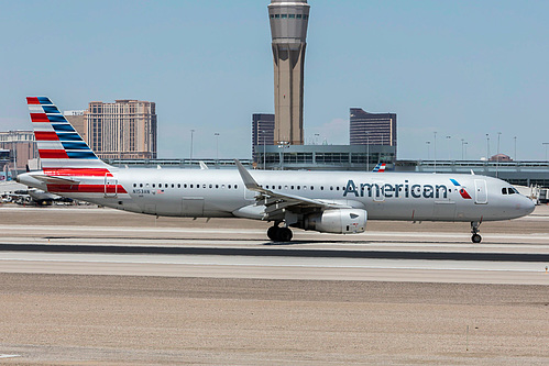 American Airlines Airbus A321-200 N153AN at McCarran International Airport (KLAS/LAS)