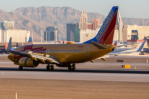 Southwest Airlines Boeing 737-700 N781WN at McCarran International Airport (KLAS/LAS) Southwest Airlines Boeing 737-700 N781WN at McCarran International Airport (KLAS/LAS)