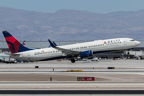 Delta Air Lines Boeing 737-900ER N826DN at McCarran International Airport (KLAS/LAS) Delta Air Lines Boeing 737-900ER N826DN at McCarran International Airport (KLAS/LAS)