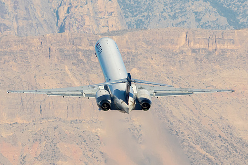 Delta Air Lines McDonnell Douglas MD-90-30 N901DA at McCarran International Airport (KLAS/LAS)