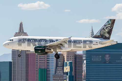 Frontier Airlines Airbus A319-100 N923FR at McCarran International Airport (KLAS/LAS) Frontier Airlines Airbus A319-100 N923FR at McCarran International Airport (KLAS/LAS)