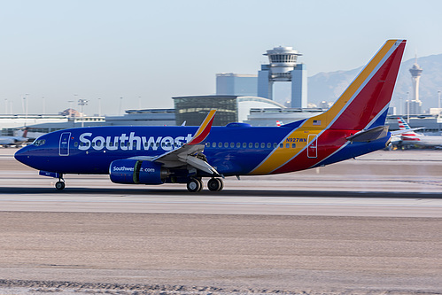 Southwest Airlines Boeing 737-700 N927WN at McCarran International Airport (KLAS/LAS) Southwest Airlines Boeing 737-700 N927WN at McCarran International Airport (KLAS/LAS)