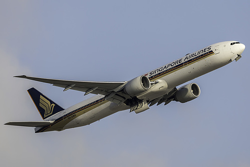 Singapore Airlines Boeing 777-300ER 9V-SWU at Los Angeles International Airport (KLAX/LAX)