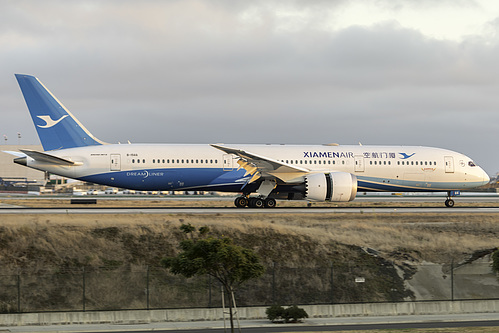 XiamenAir Boeing 787-9 B-1566 at Los Angeles International Airport (KLAX/LAX)