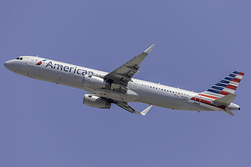 American Airlines Airbus A321-200 N113AN at Los Angeles International Airport (KLAX/LAX) American Airlines Airbus A321-200 N113AN at Los Angeles International Airport (KLAX/LAX)
