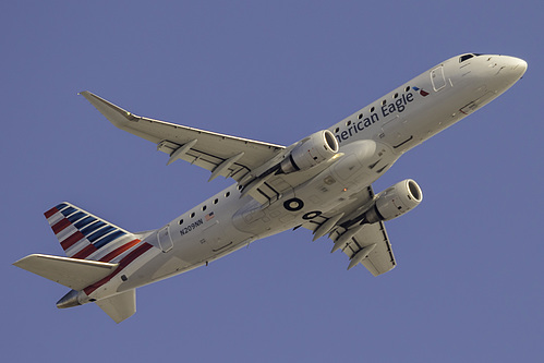 Compass Airlines Embraer ERJ-175 N209NN at Los Angeles International Airport (KLAX/LAX) Compass Airlines Embraer ERJ-175 N209NN at Los Angeles International Airport (KLAX/LAX)