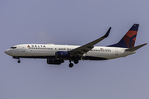 Delta Air Lines Boeing 737-800 N372DA at Los Angeles International Airport (KLAX/LAX) Delta Air Lines Boeing 737-800 N372DA at Los Angeles International Airport (KLAX/LAX)