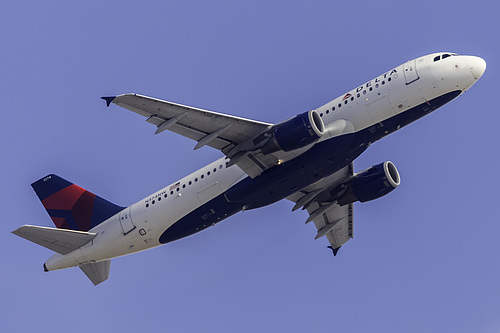 Delta Air Lines Airbus A320-200 N374NW at Los Angeles International Airport (KLAX/LAX) Delta Air Lines Airbus A320-200 N374NW at Los Angeles International Airport (KLAX/LAX)