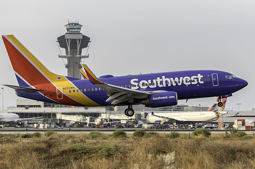 Southwest Airlines Boeing 737-700 N559WN at Los Angeles International Airport (KLAX/LAX) Southwest Airlines Boeing 737-700 N559WN at Los Angeles International Airport (KLAX/LAX)