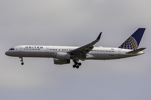 United Airlines Boeing 757-200 N67134 at Los Angeles International Airport (KLAX/LAX) United Airlines Boeing 757-200 N67134 at Los Angeles International Airport (KLAX/LAX)