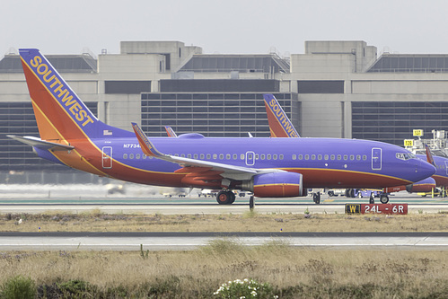 Southwest Airlines Boeing 737-700 N7734H at Los Angeles International Airport (KLAX/LAX) Southwest Airlines Boeing 737-700 N7734H at Los Angeles International Airport (KLAX/LAX)