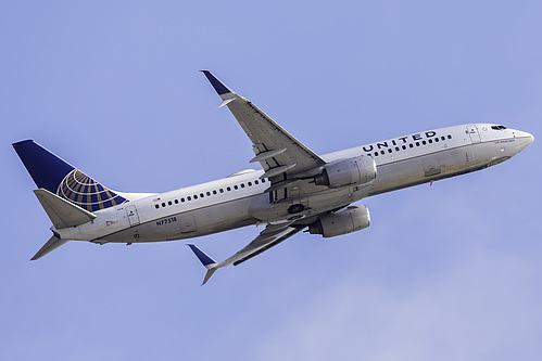 United Airlines Boeing 737-800 N77518 at Los Angeles International Airport (KLAX/LAX)