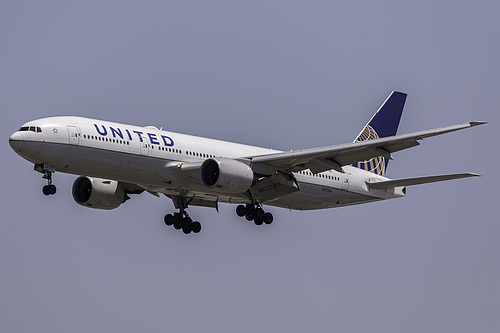 United Airlines Boeing 777-200 N777UA at Los Angeles International Airport (KLAX/LAX)